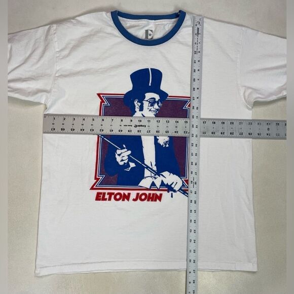 Elton John Graphic T-shirt Women XL White Short Sleeve Music - Picture 5 of 5